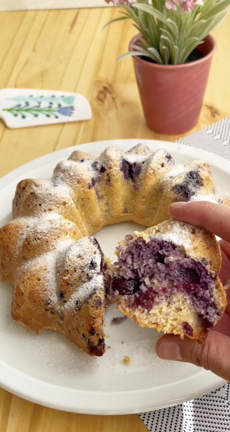 Budín de arándanos y yogurt fit